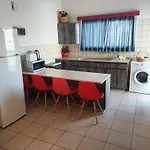 Sea 3* Larnaka
