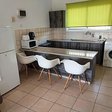 Sea Apartmanhotel Lárnaka