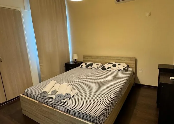 Aparthotel Sea Larnaca